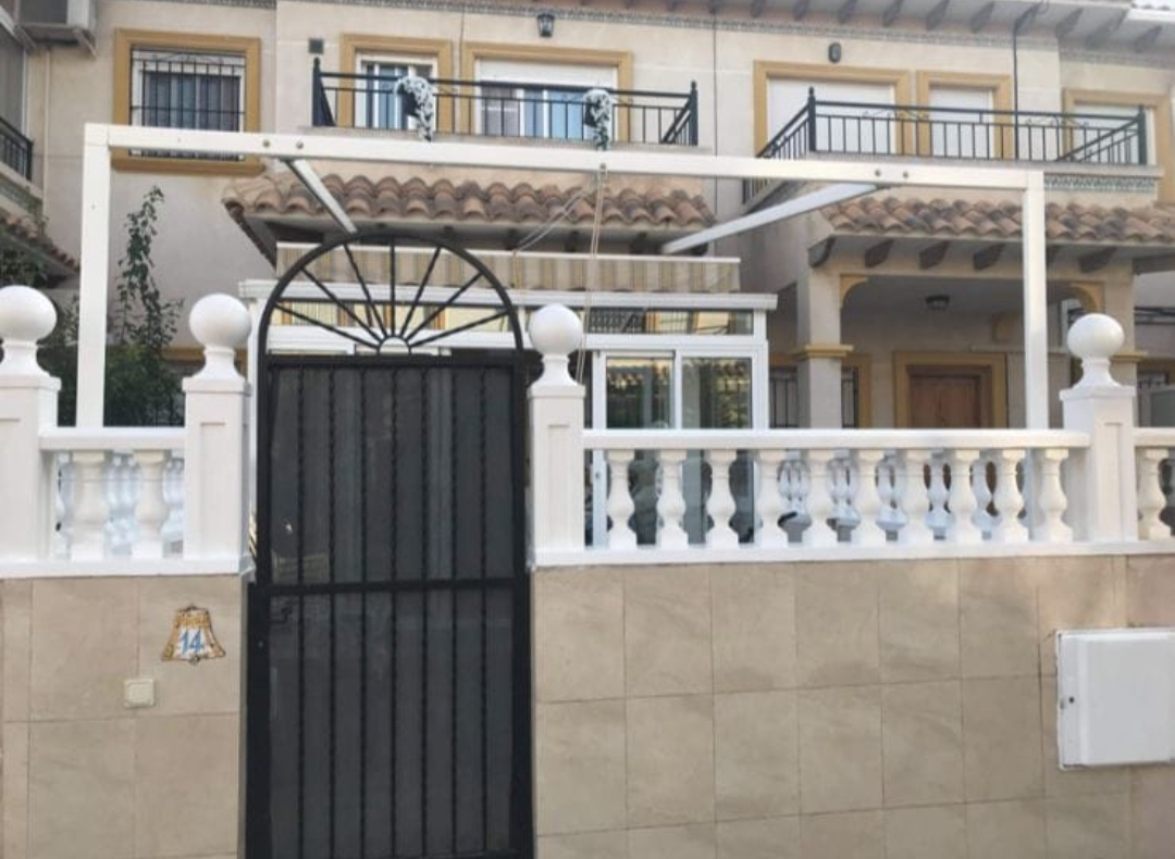 Woning te koop in Punta Prima (Orihuela)